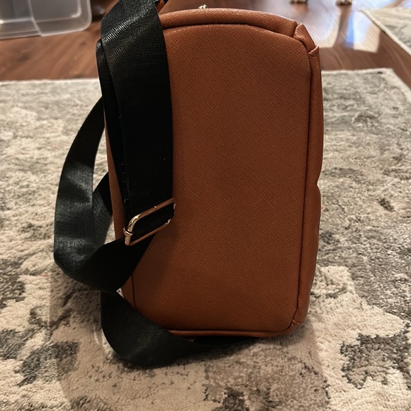 Flower Detail Mini Backpack - Picture 6 of 11